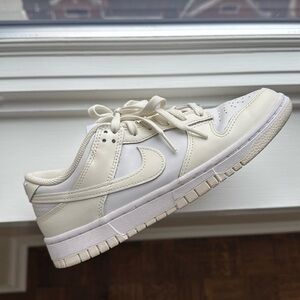Women’s Nike Dunks